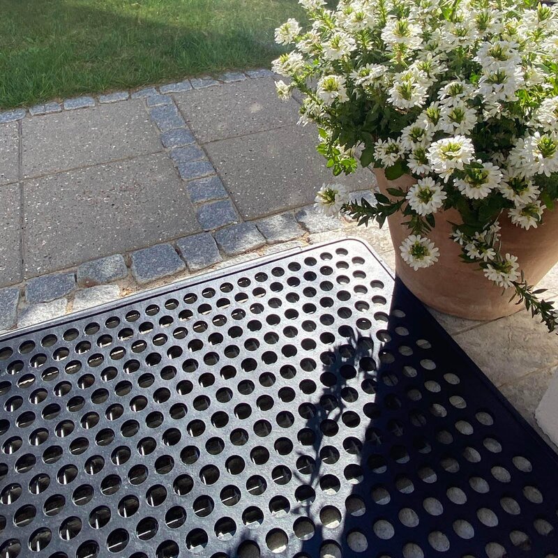 Tica Copenhagen Dot dørmatte gummi 75x45 cm svart