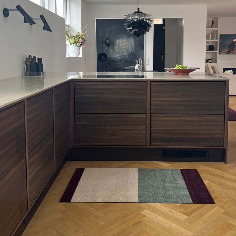 Tica Copenhagen Stripes horisontal gulvmatte 120x67 cm bordeaux/green/ivory