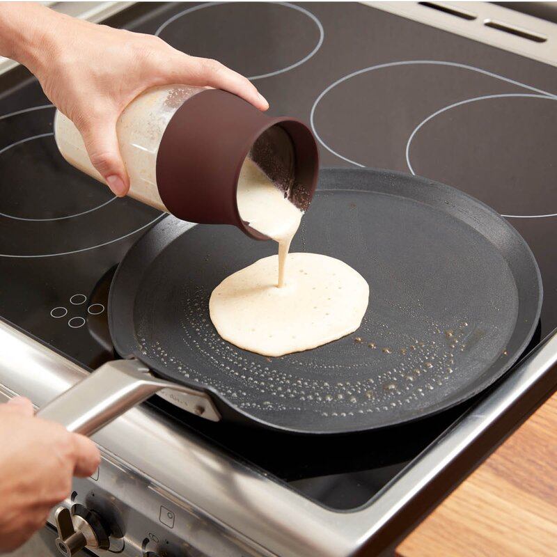 Lékué Shaker for pannekakerøre brun/klar