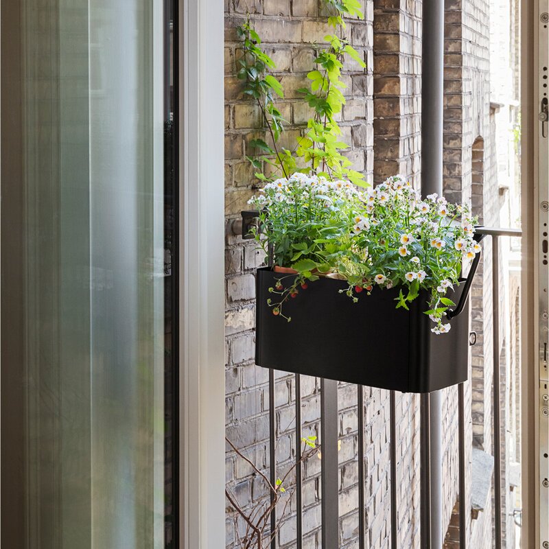 Eva Solo Simply Grow balkongkasse 20x42x20 cm svart