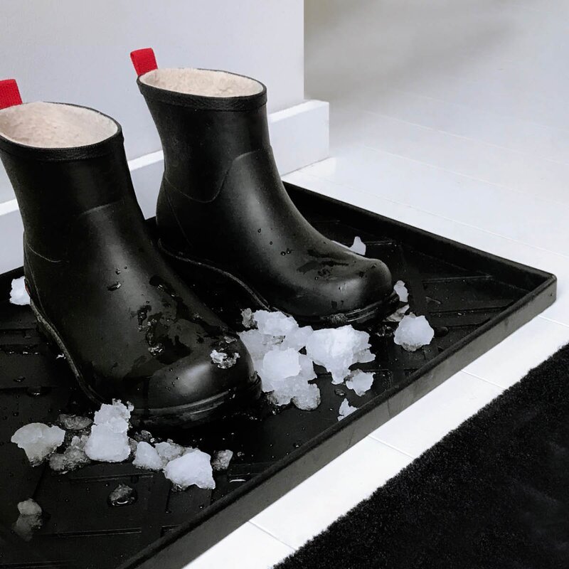 Tica Copenhagen Lines sko- og støvelbrett 48x38x3 cm svart