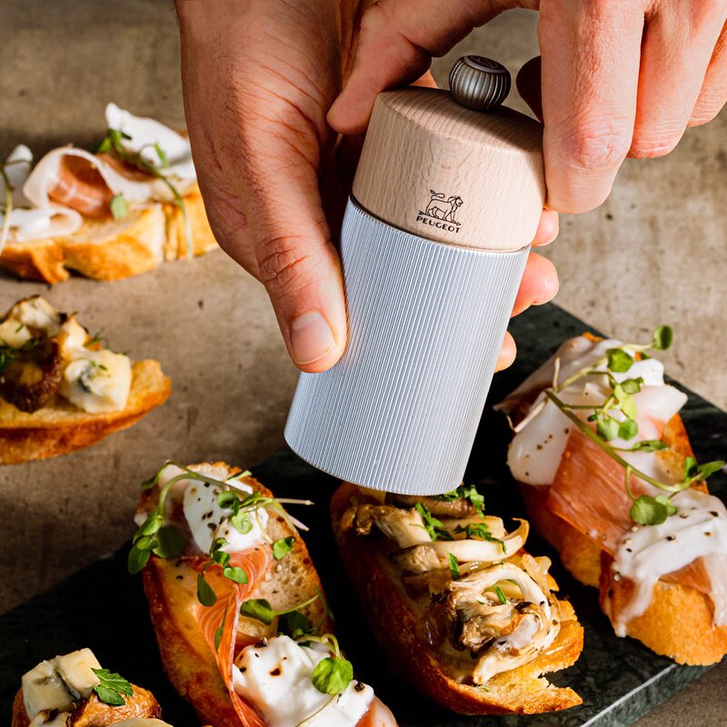 Peugeot Line saltkvern 12 cm tre/aluminium