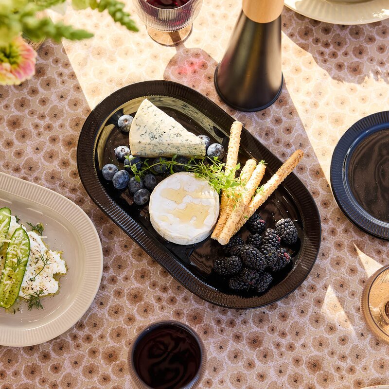 Sagaform Inka serveringsfat 34x20 cm svart