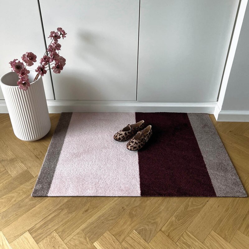 Tica Copenhagen Stripes horisontal gulvmatte 90x60 cm bordeaux/rose/sand