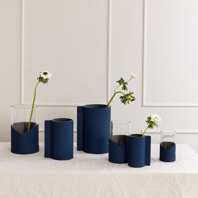 LIND DNA Block Nupo vase S 7,5x15 cm midnight blue