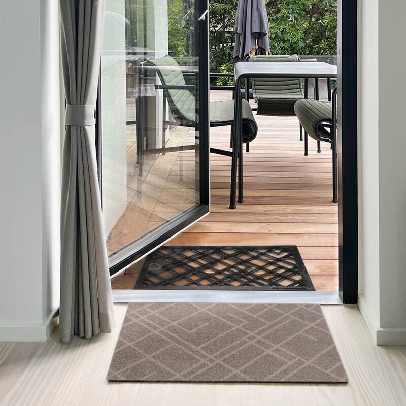 Tica Copenhagen Lines dørmatte gummi 40x60x1 cm svart