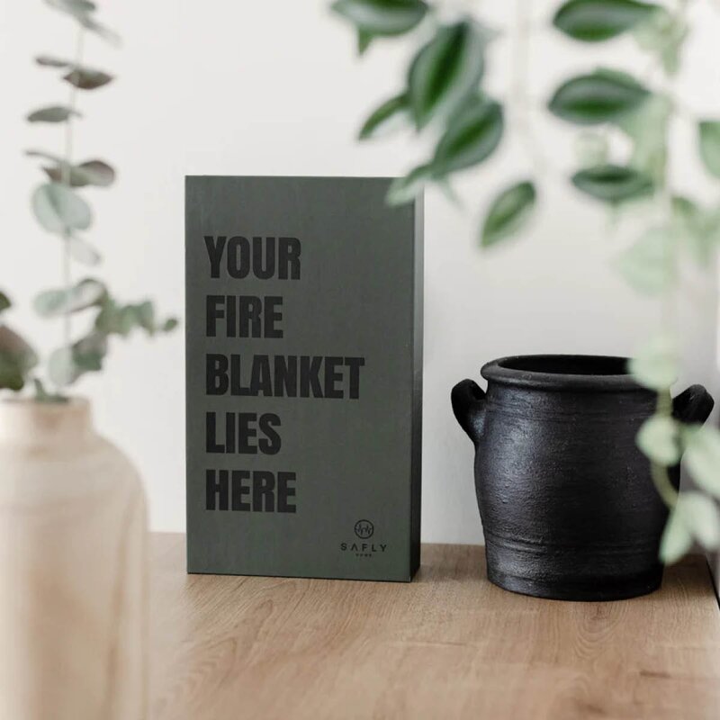 Safly Coffee Table Book med brannteppe 16x28 cm mosegrønn