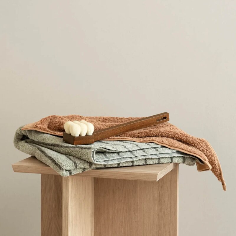 Blomus Arto badehåndkle 140x70 cm grønn