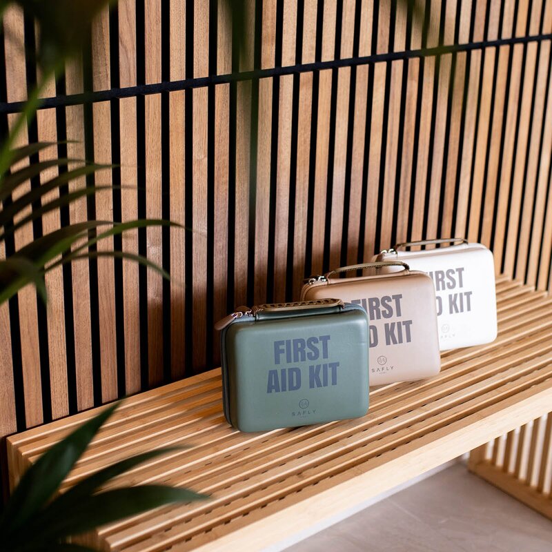 Safly Førstehjelpsskrin medium 15x19 cm mosegrønn