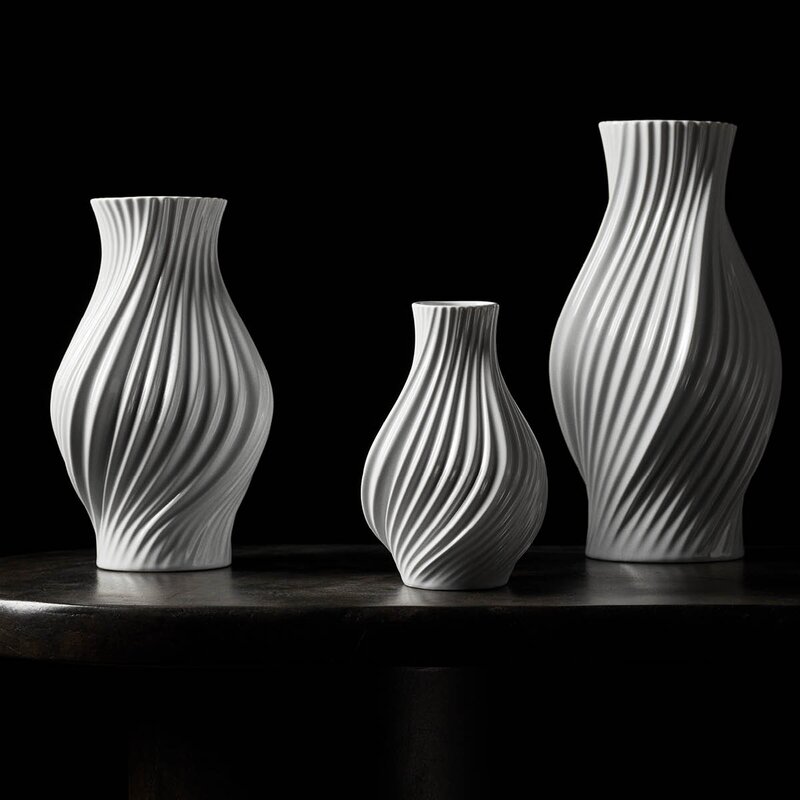 Lyngby Porcelæn Twist vase 18 cm hvit