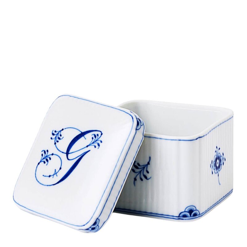 Royal Copenhagen Alphabet Collection firkantet bonbonniere G 13 cl blå/hvit