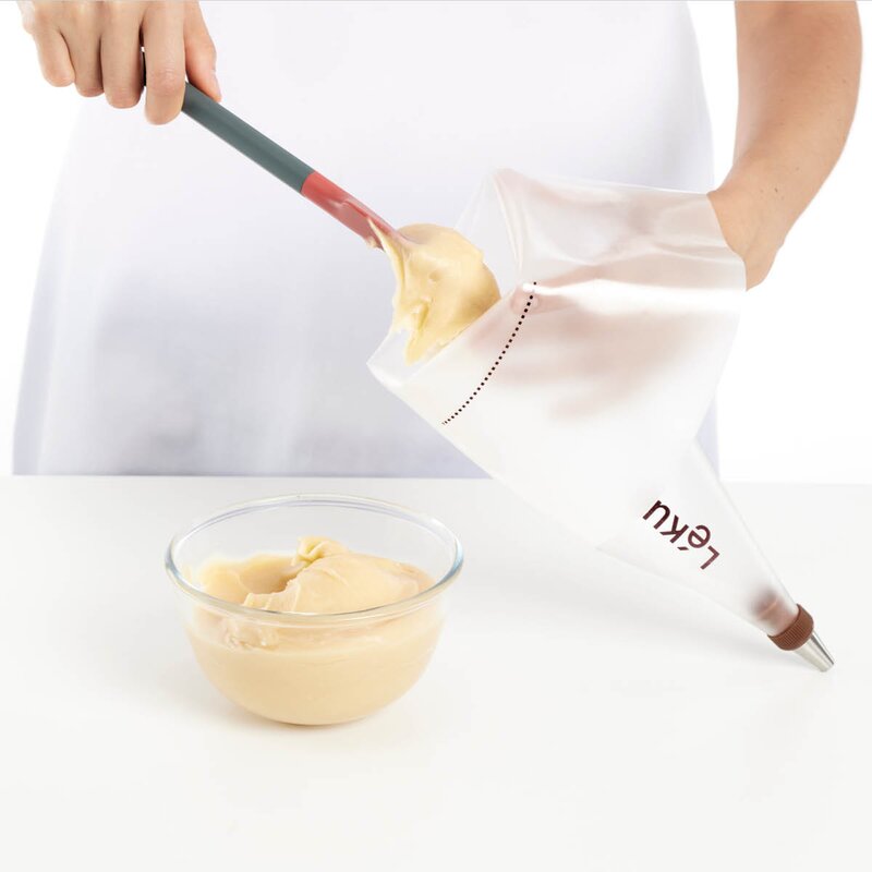 Lékué Sprøytesett 5 deler med 3 tupper + kobling + gjenbrukbar sprøytepose