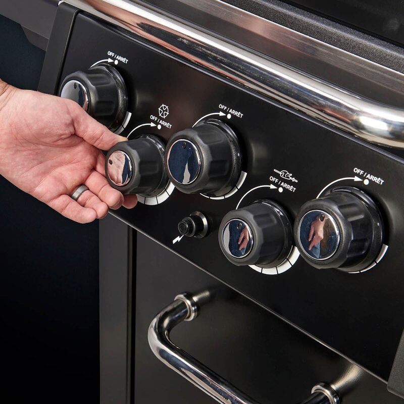 Broil King Royal 390 Shadow gassgrill med rotisseri og sidebrenner