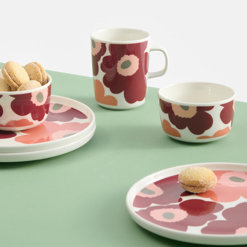 Marimekko Unikko frokostsett 4 deler 25 cl hvit/mørk kirsebær/lakserød