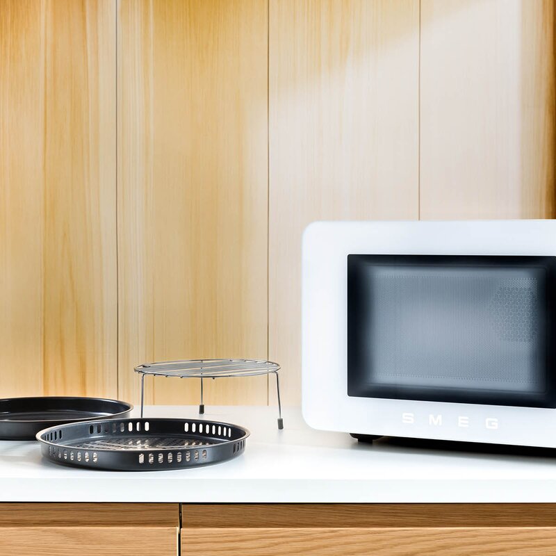 SMEG Collezione mikrobølgeovn varmluft MOC02 2100W matt hvit