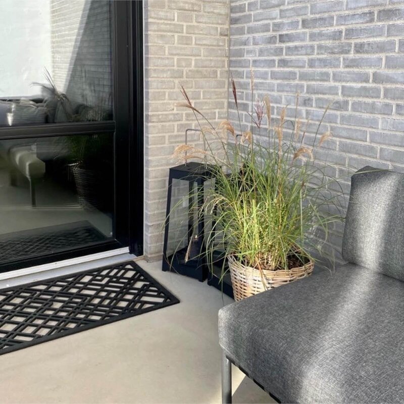 Tica Copenhagen Lines dørmatte gummi 75x45x1 cm svart