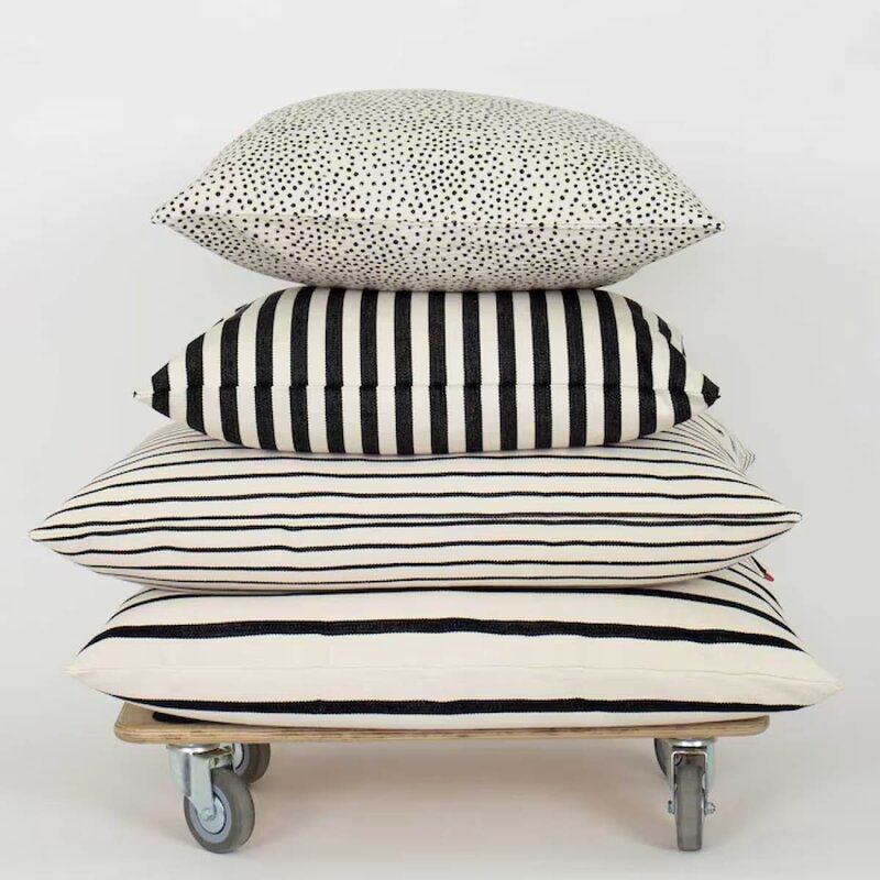 A World of Craft Donia putetrekk 50x50 cm svart/offwhite