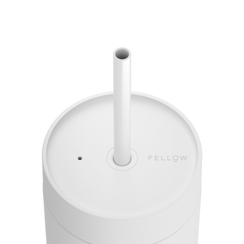 Fellow Carter Cold tumbler med sugerør 590 ml hvit