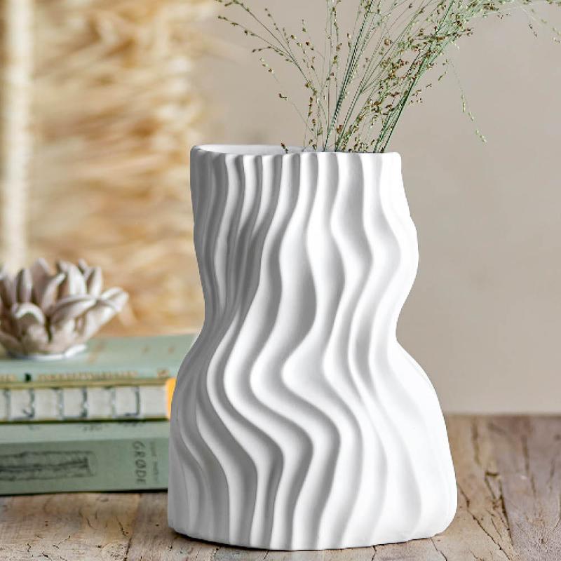 Bloomingville Sahal vase 25,5 cm hvit