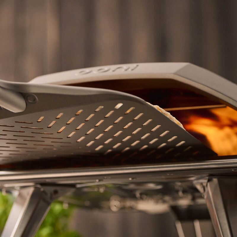Ooni Pizzaspade perforert 30 cm valnøtt