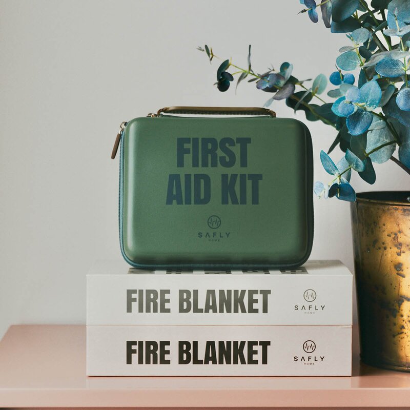 Safly Førstehjelpsskrin medium 15x19 cm mosegrønn