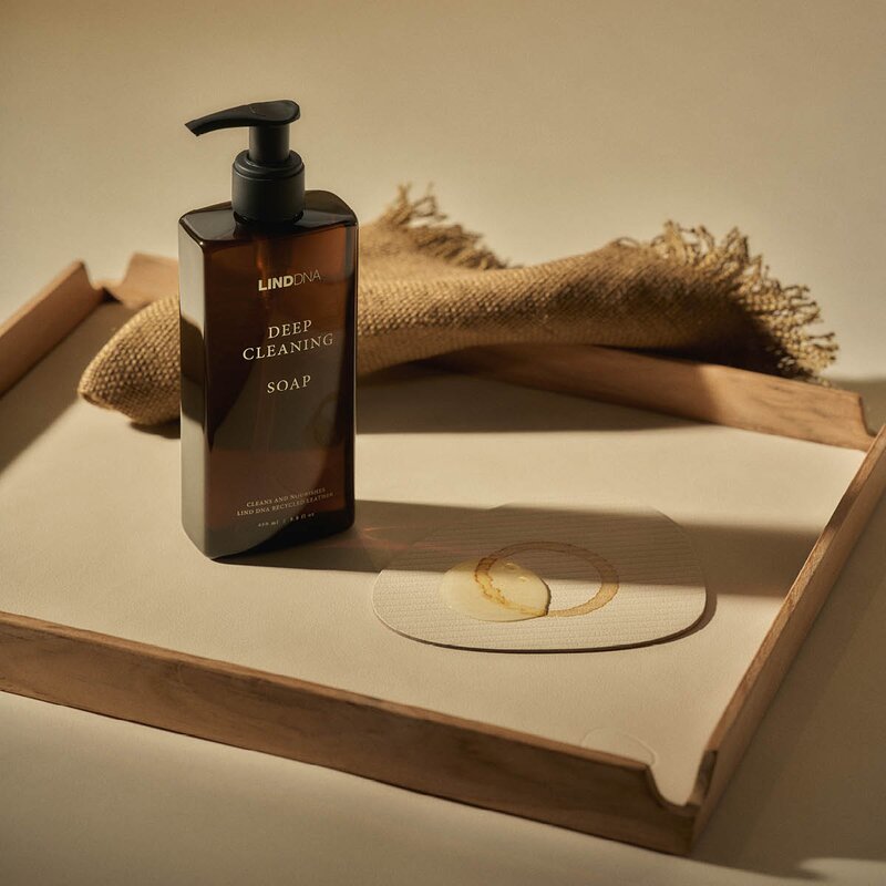 LIND DNA Dyptrensende såpe 250 ml