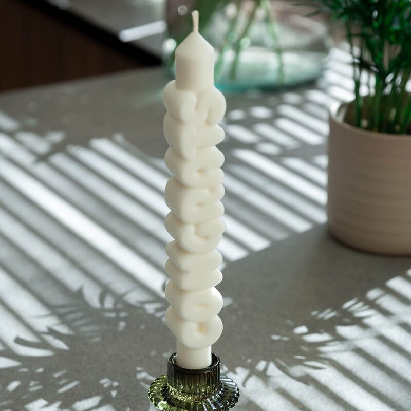 CandleHand 3D kronelys 23 cm 2 stk B-DAY olivengrønn/hvit