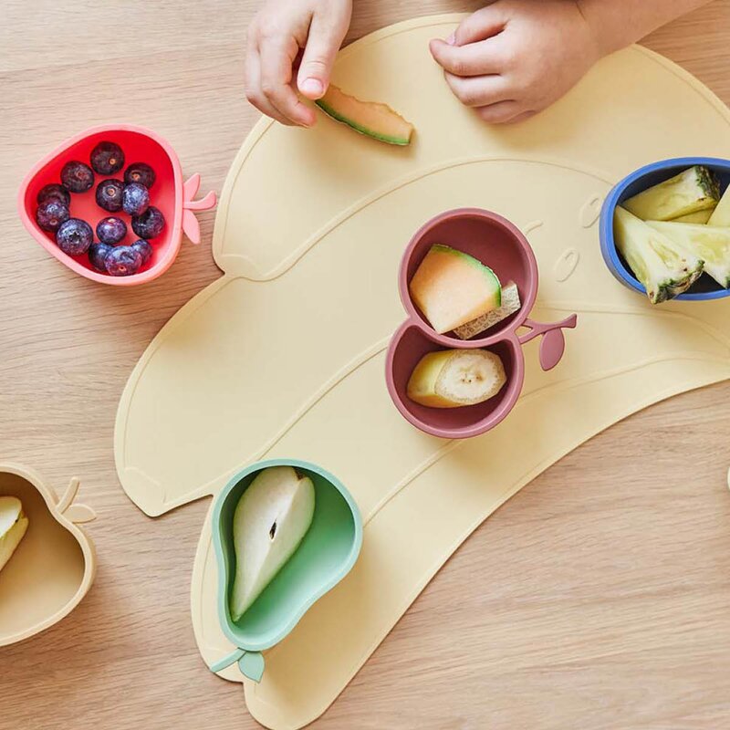 OYOY Yummy Jordbær- og Kirsebær snackbolle 23,5x11,5 cm Cherryred/Nutmeg