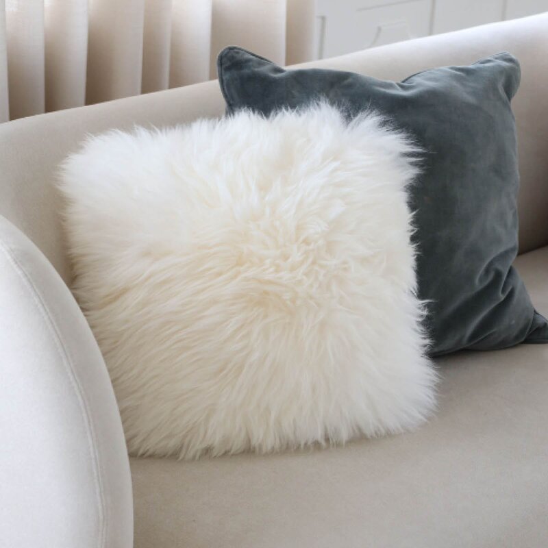 Natures Collection Pute new zealand saueskinn 40x40 cm ivory