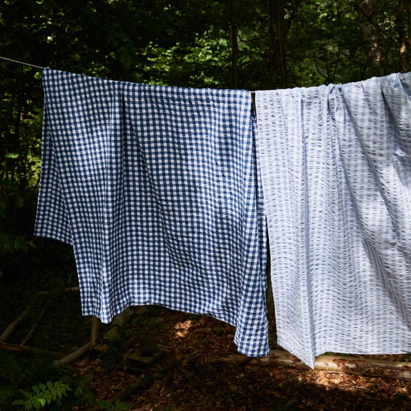 Juna Bæk&Bølge sengetøy 140x200 cm mørk blå/hvit