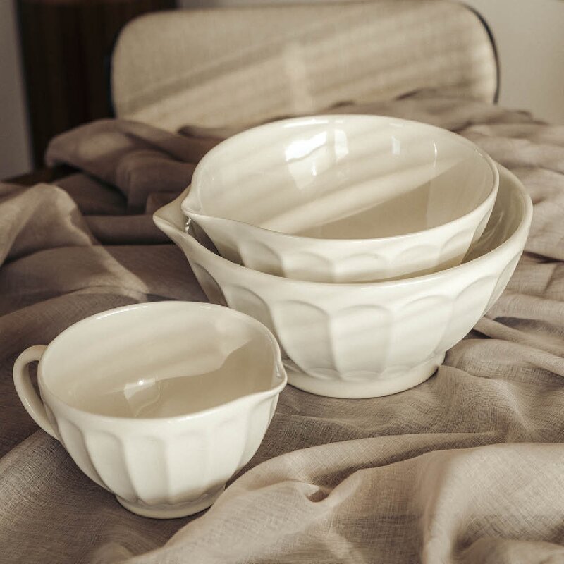 Anders Petter Classic bakebolle 2,4L m/helletut krem