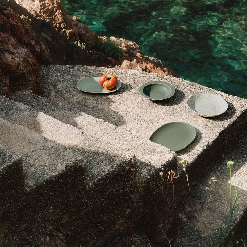 Arabia 24h dyp tallerken 22 cm vintergrønn