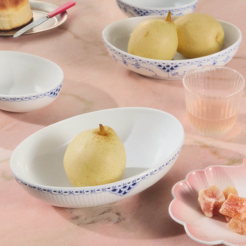 Royal Copenhagen Princess oval skål 75 cl blå/hvit