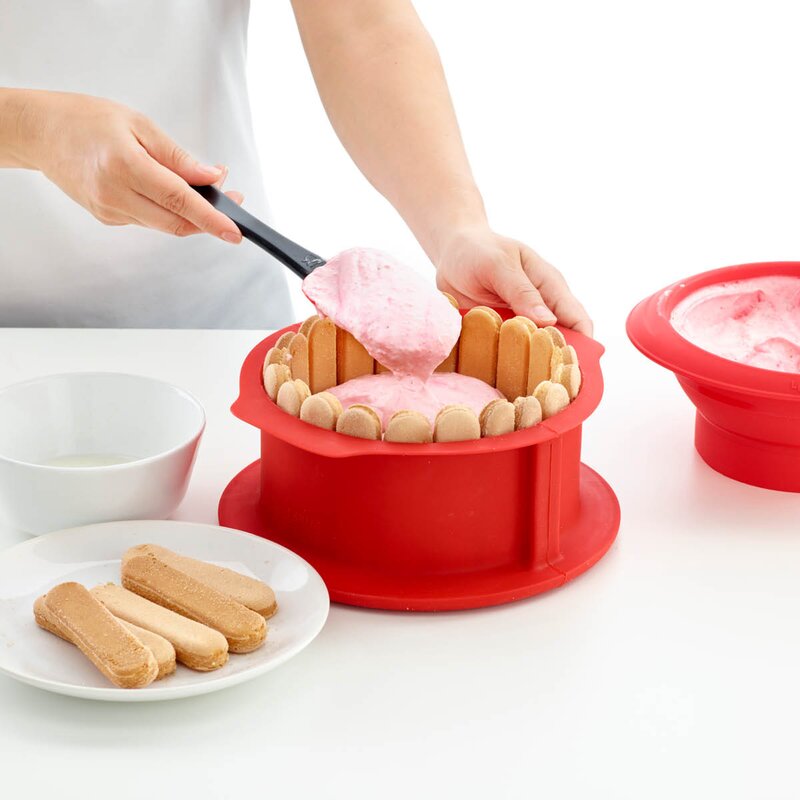 Lékué Charlotte springform i silikon med fat 18 cm 2 L rød/hvit