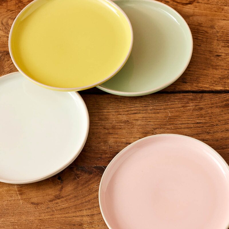 Jamie Oliver Big Love tallerken i stentøy 19 cm 4 stk rosa/hvit/grønn/gul