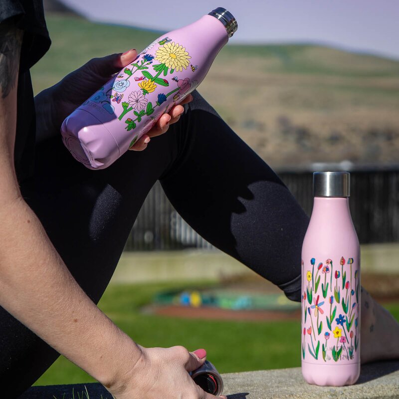 Les Artistes Rosa Sløyfe termoflaske 0,5L Anette Moi store blomster rosa