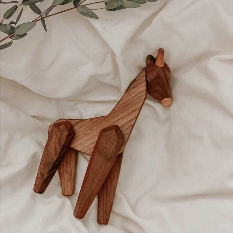 FableWood Giraff trefigur 23 cm valnøtt/ask