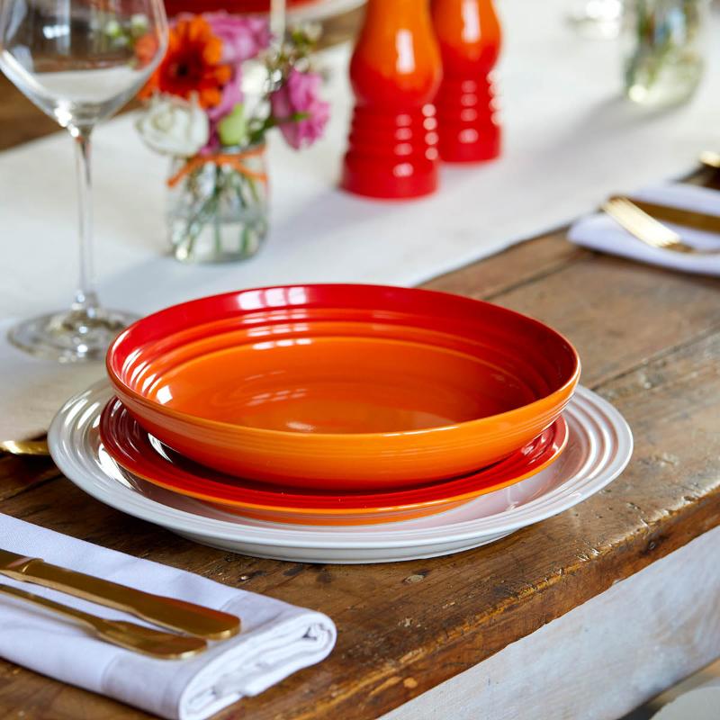 Le Creuset Signature pastatallerken 22 cm volcanic