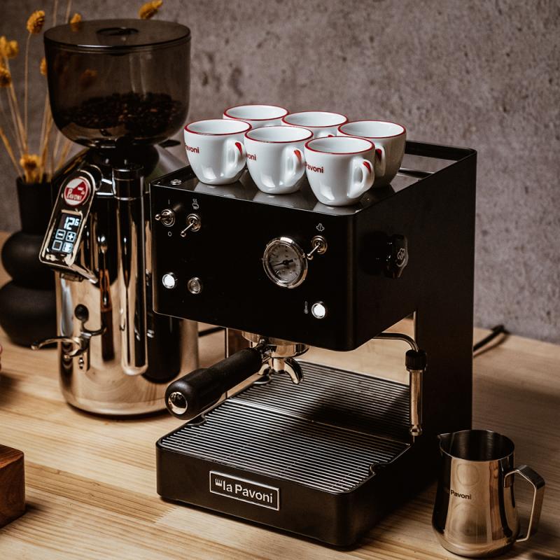 La Pavoni Casa bar manuell espressomaskin 2,7L svart