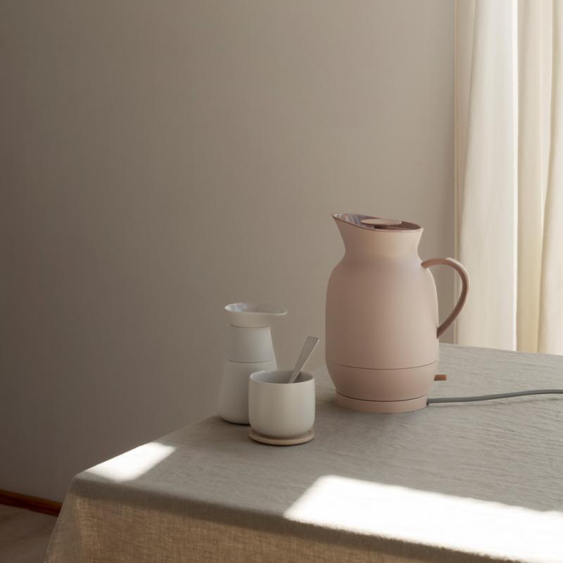 Stelton Amphora vannkoker 1,2L soft peach