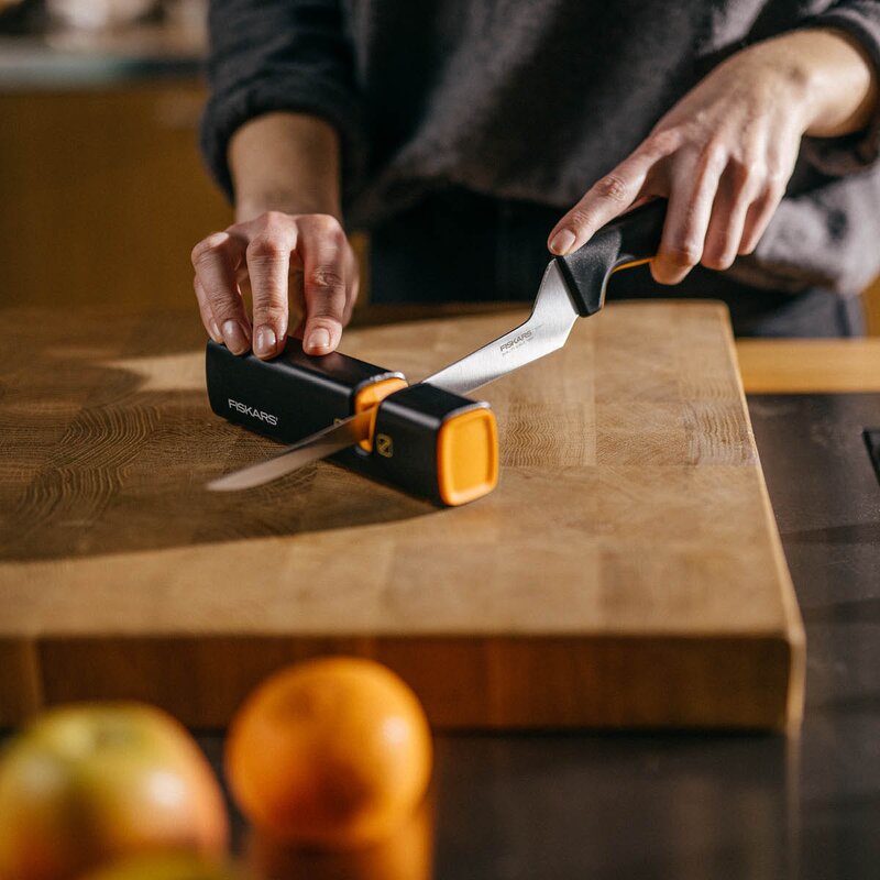 Fiskars Functional Form filetkniv 41 cm svart/rustfritt stål