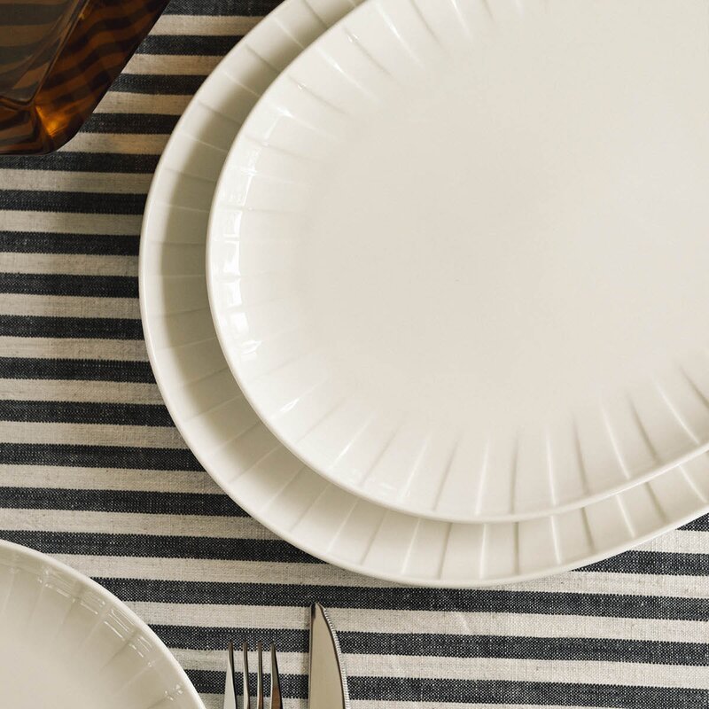 Stiernholm Senja serveringsfat oval 23x30 cm hvit