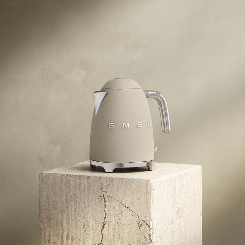 SMEG Vannkoker KLF03 1,7L moonlight