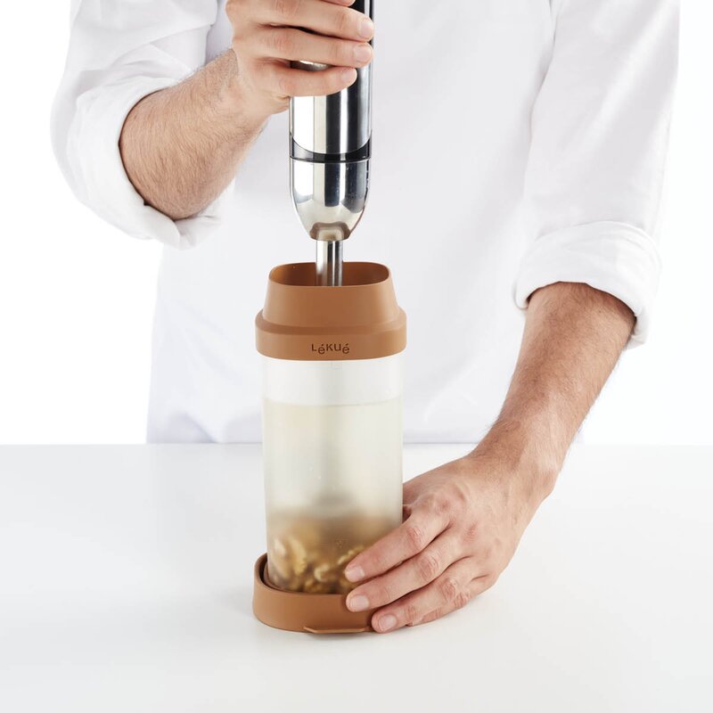 Lékué Produksjonsbeholder for plantebasert drikke 1 L terrakotta/klar