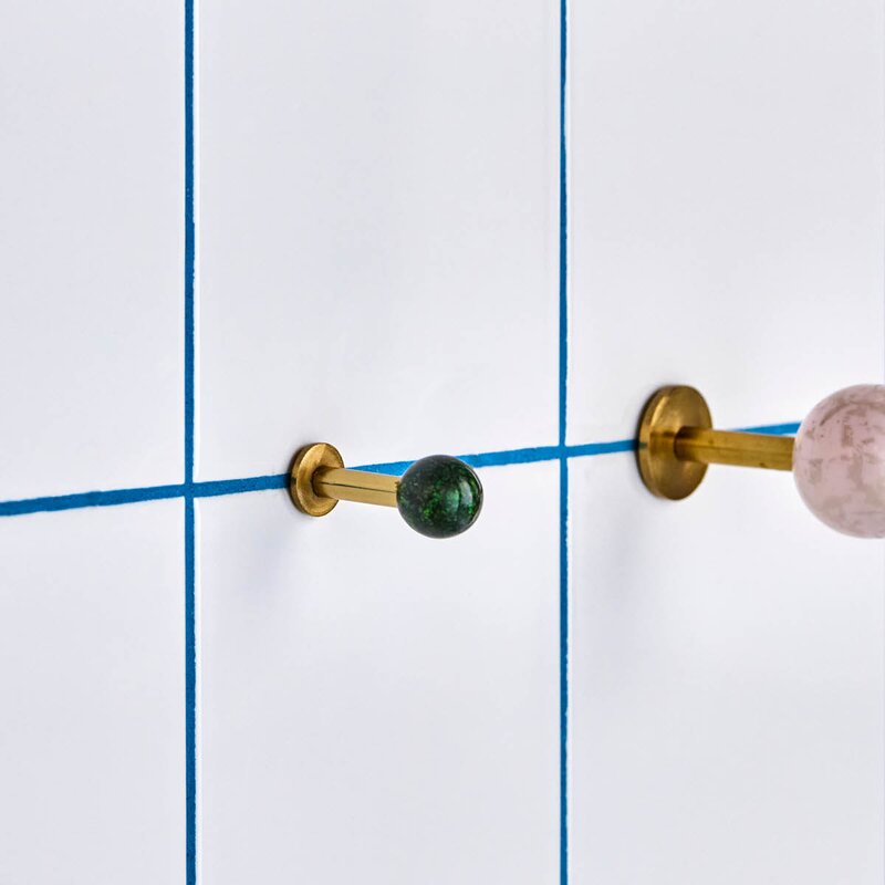 House Doctor Ball knagg 5x2 cm 2 stk messing/grønn