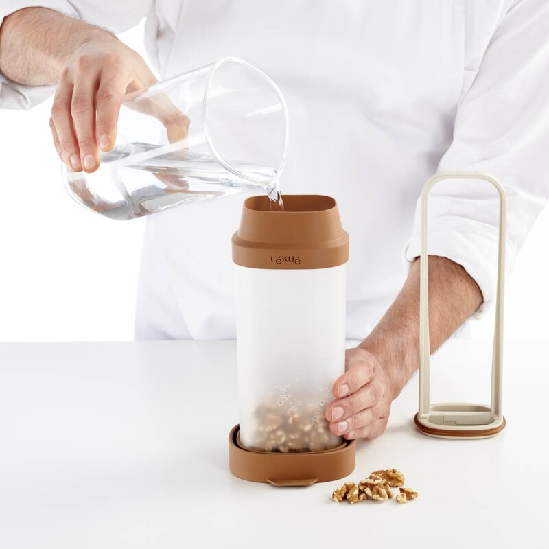 Lékué Produksjonsbeholder for plantebasert drikke 1 L terrakotta/klar