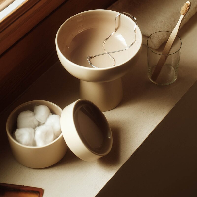 Arabia Kirnu dekorativ krukke 11x10 cm beige