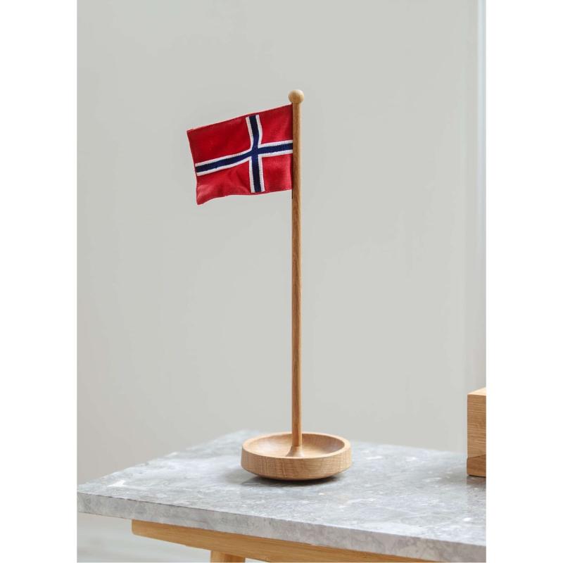 Spring Copenhagen The Table Flag norsk flagg 11 cm eik