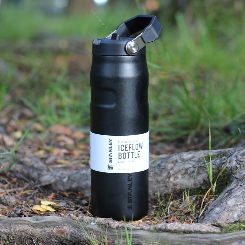 Stanley IceFlow Flip Straw Bottle 2.0 termoflaske 0,7L black 2.0