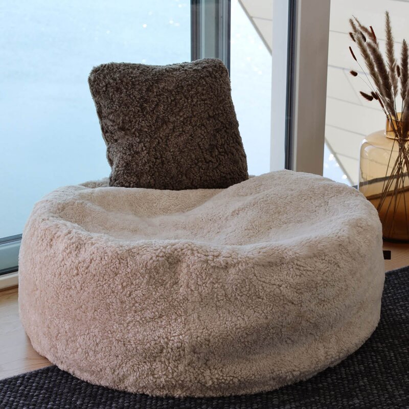 Natures Collection Pute new zealand saueskinn kort ull 40x40 cm sahara